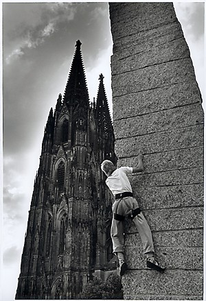 Fotos Schrges am Klner Dom